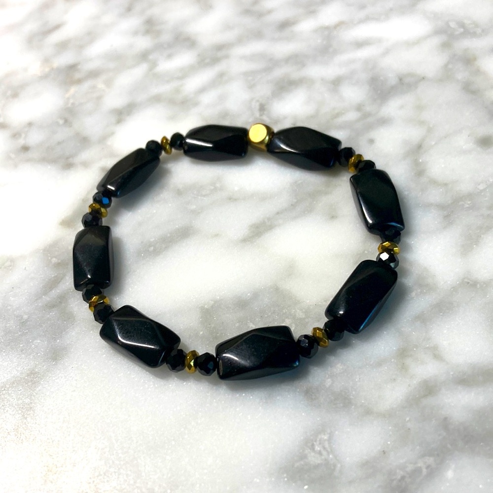 Black onyx & black Swarovski crystal bracelet in size 7”